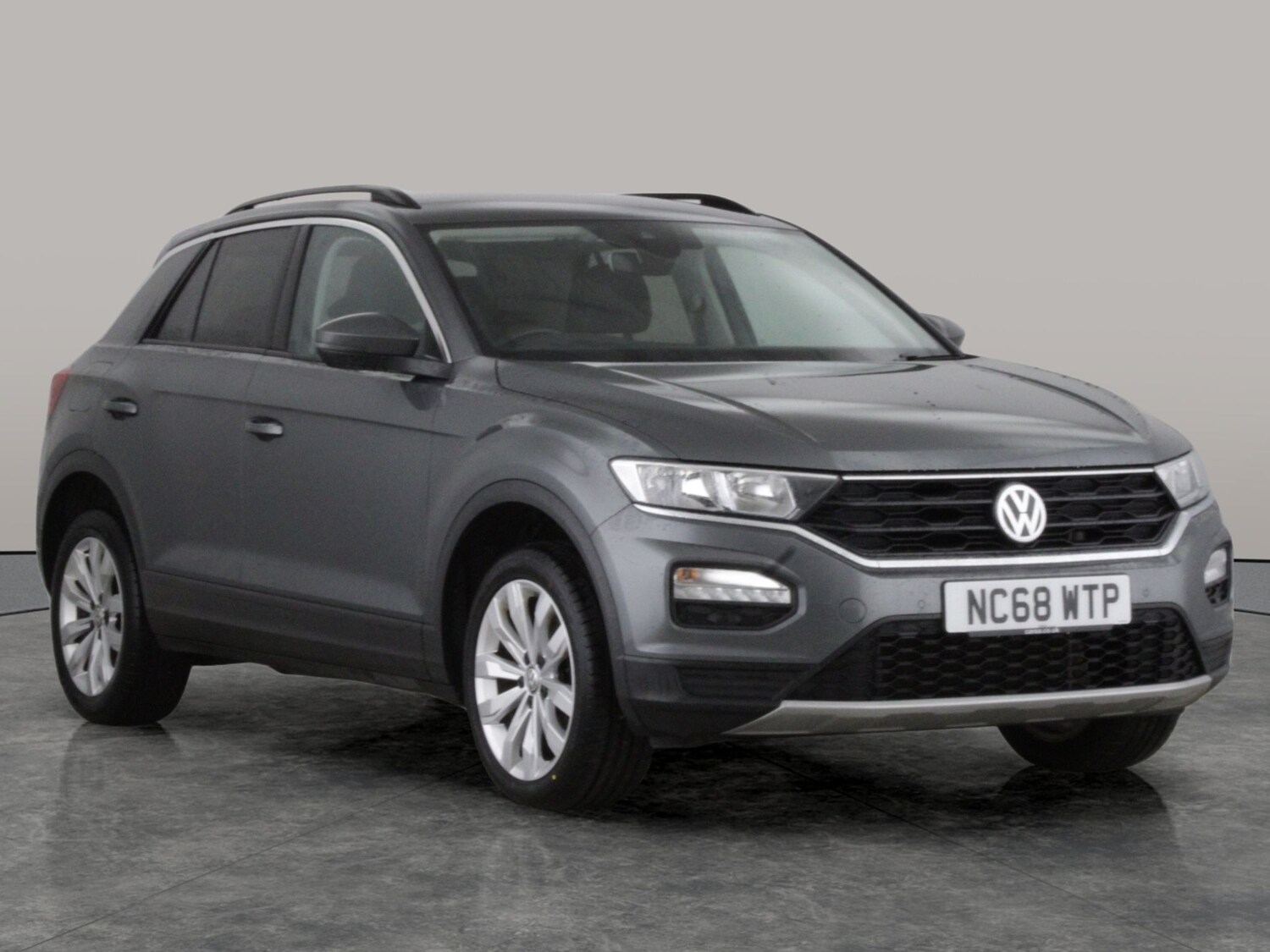 Used Volkswagen T-Roc 2019 for sale - 78129436: Photo 6