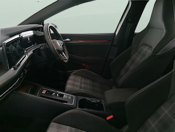 Used Volkswagen Golf 2021 for sale - 77240673: Photo