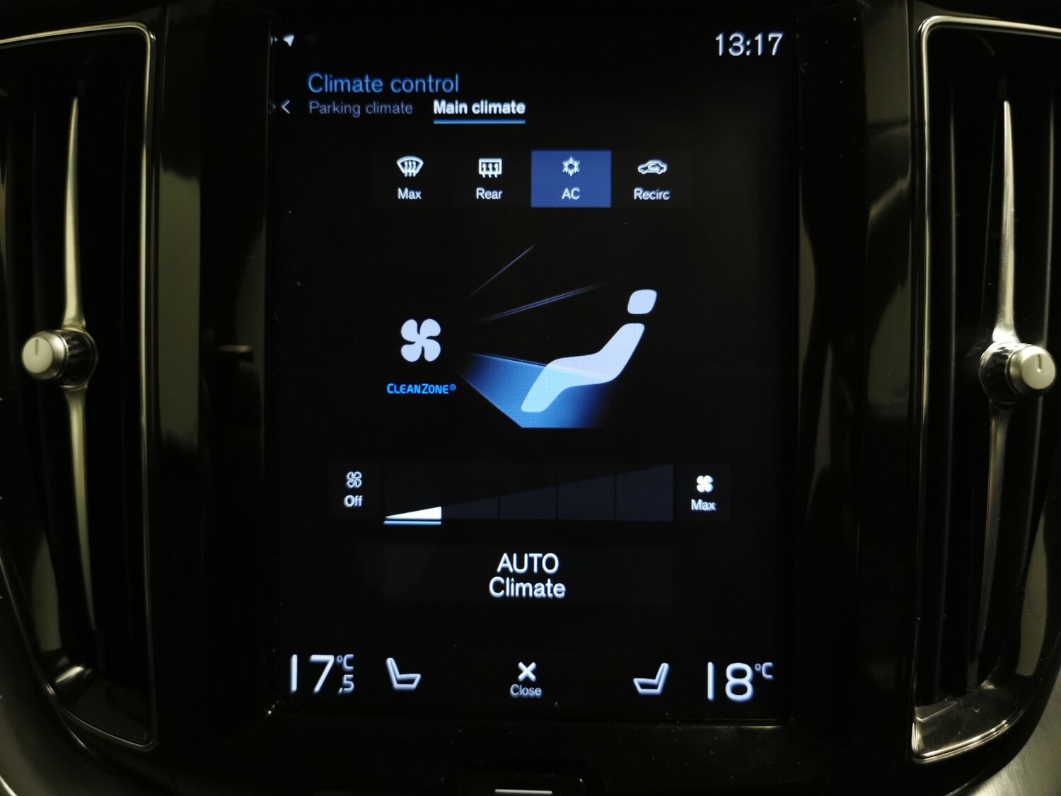 Used Volvo XC60 2020 for sale - 77842042: Photo 16