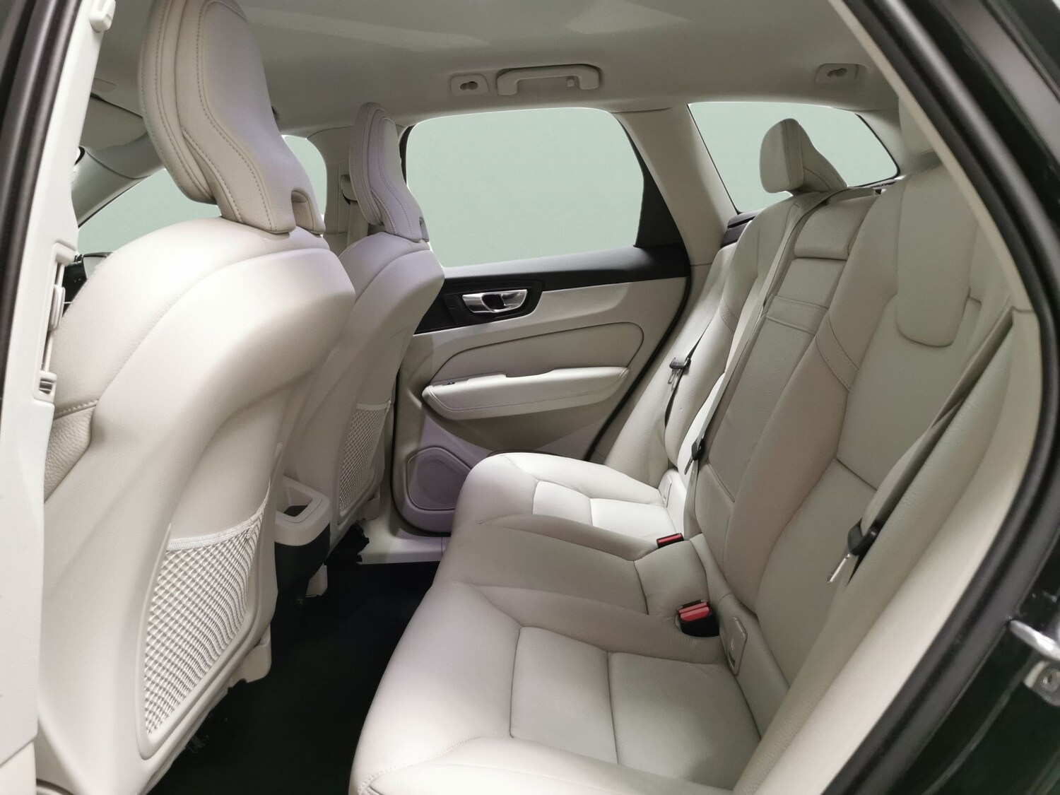 Used Volvo XC60 2020 for sale - 77842042: Photo 24