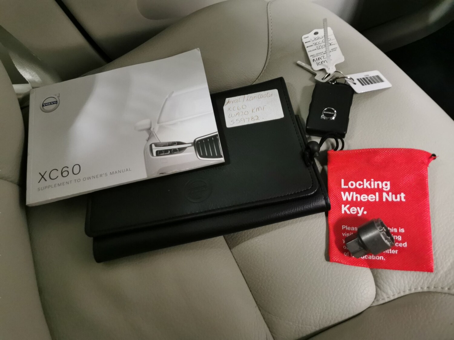 Used Volvo XC60 2020 for sale - 77842042: Photo 29