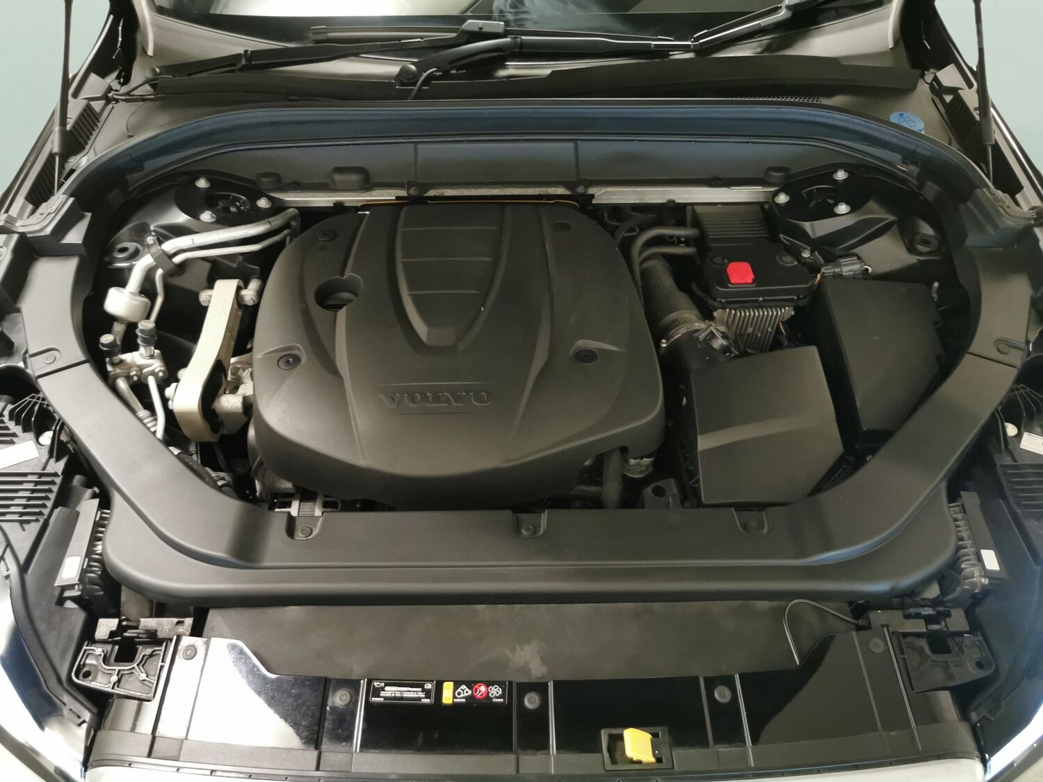 Used Volvo XC60 2020 for sale - 77842042: Photo 30