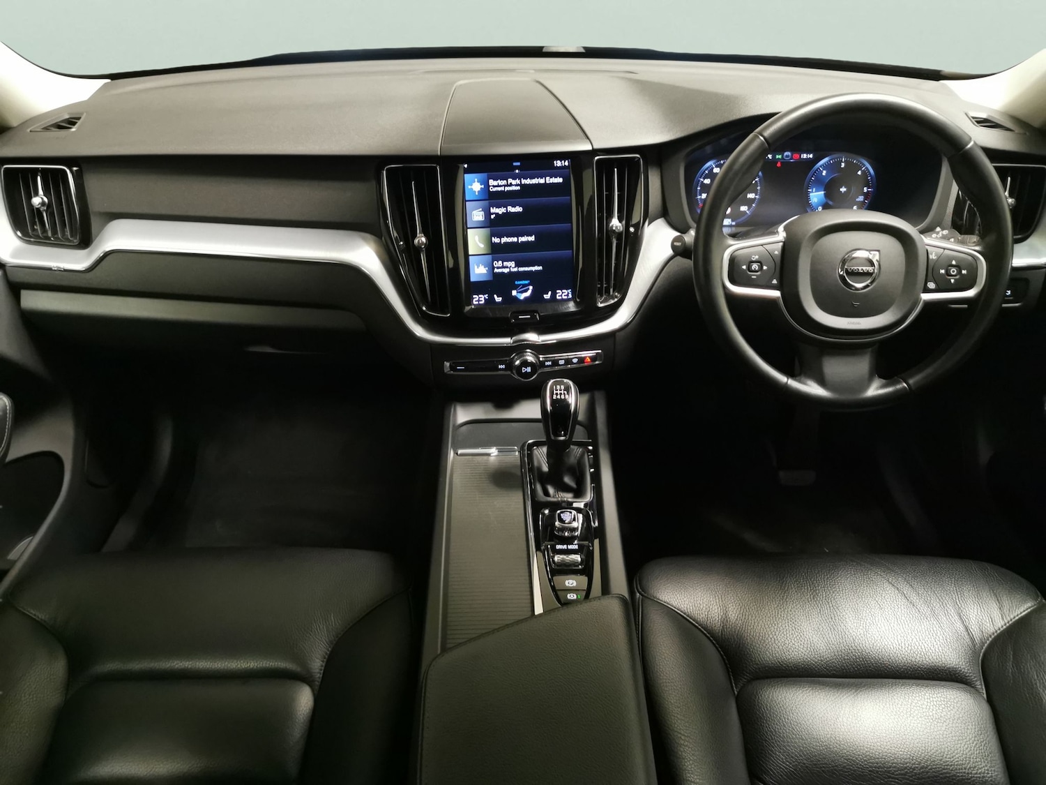 Used Volvo XC60 2018 for sale - 78132549: Photo 7