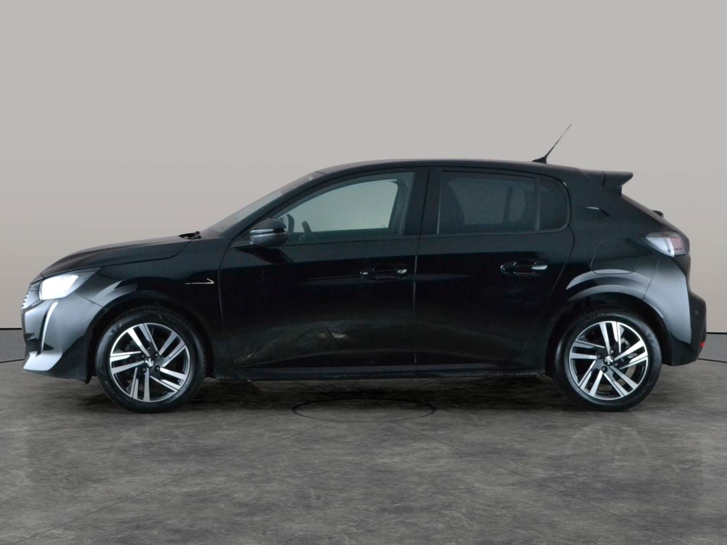 Used Peugeot 208 2022 for sale - 77568197: Photo 14