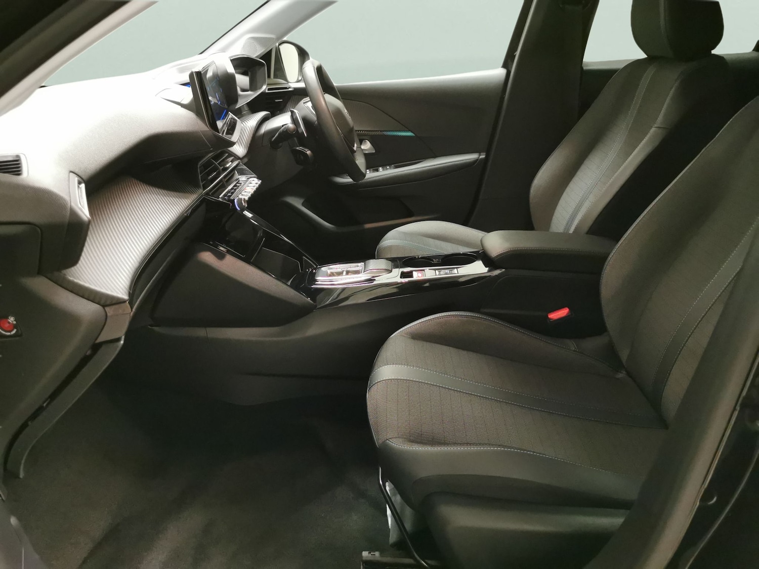 Used Peugeot 208 2022 for sale - 77568197: Photo 4