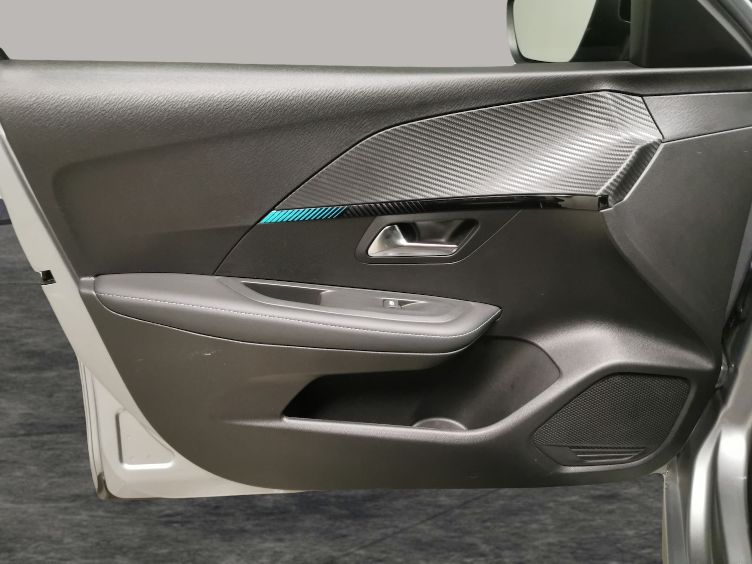 Used Peugeot 208 2023 for sale - 78149441: Photo 28