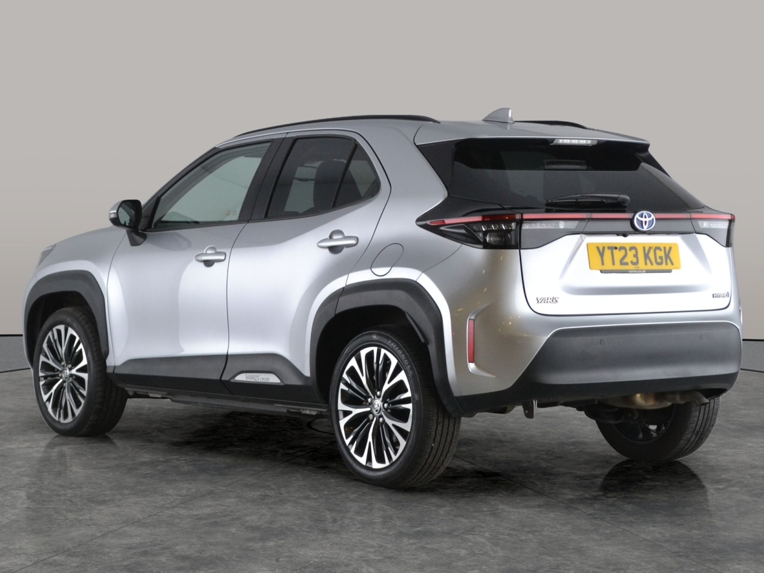 Used Toyota Yaris Cross 2023 for sale - 77981256: Photo 8