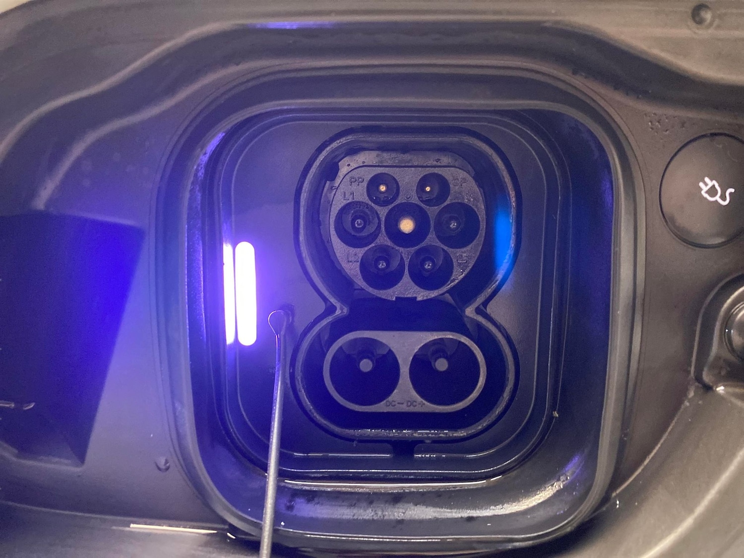 Used Volvo XC40 2022 for sale - 77802907: Photo 32