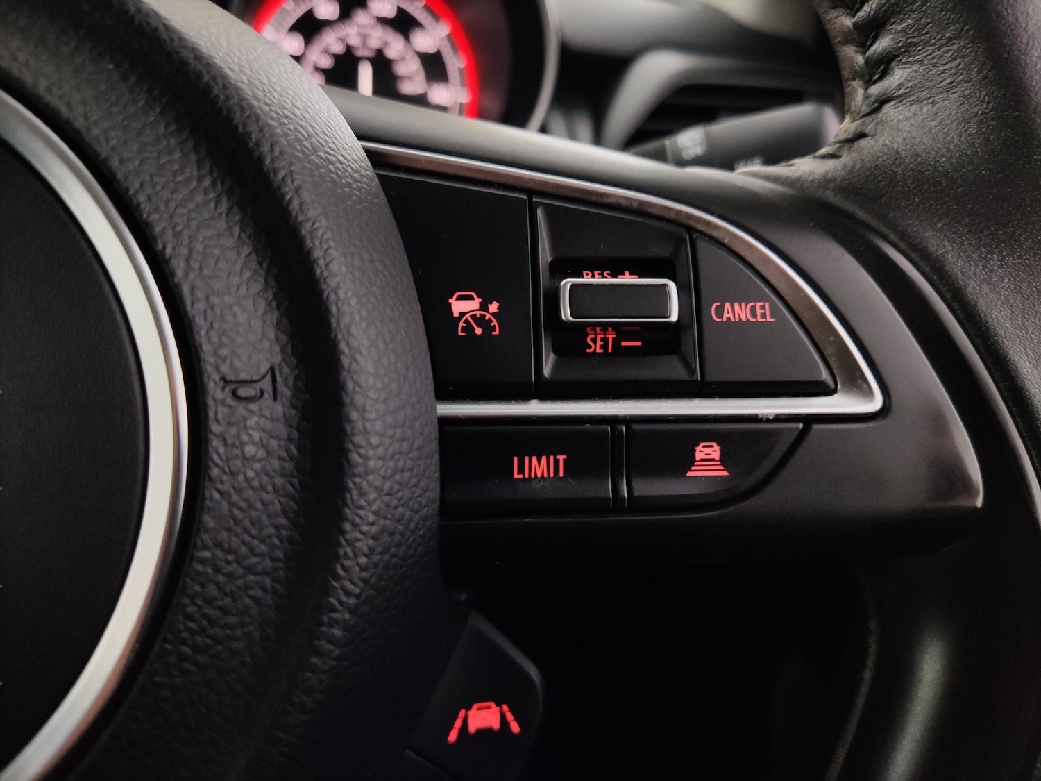 Used Suzuki Swift 2023 for sale - 78207330: Photo 18