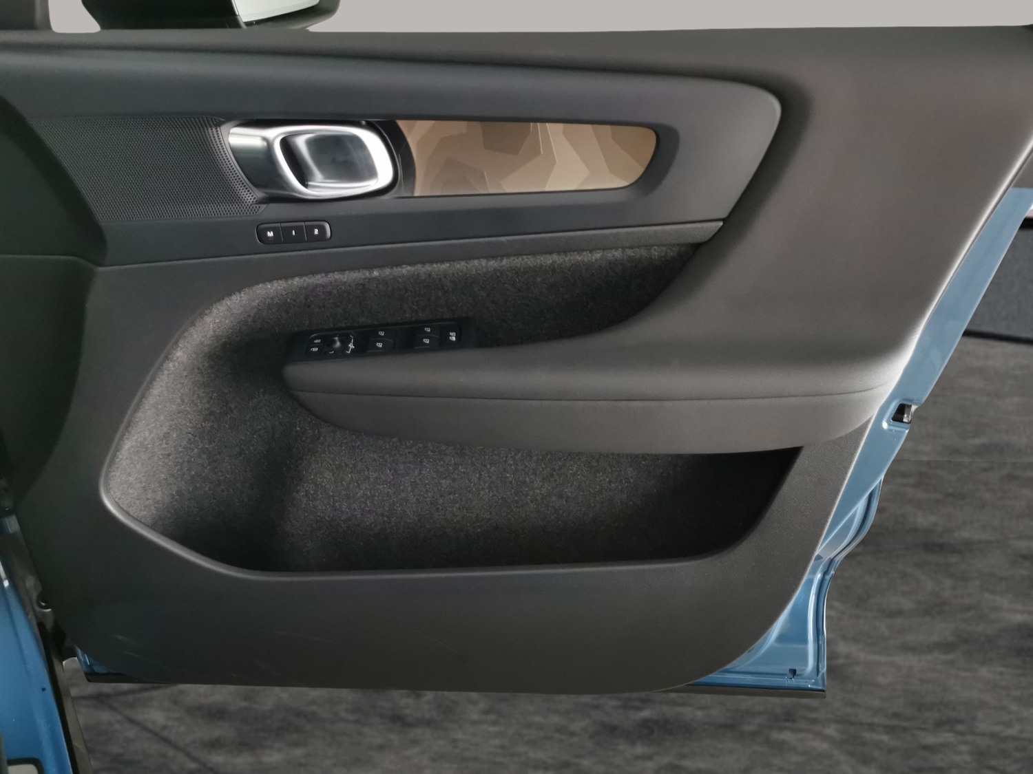 Used Volvo XC40 for sale - 76725370: Photo 34