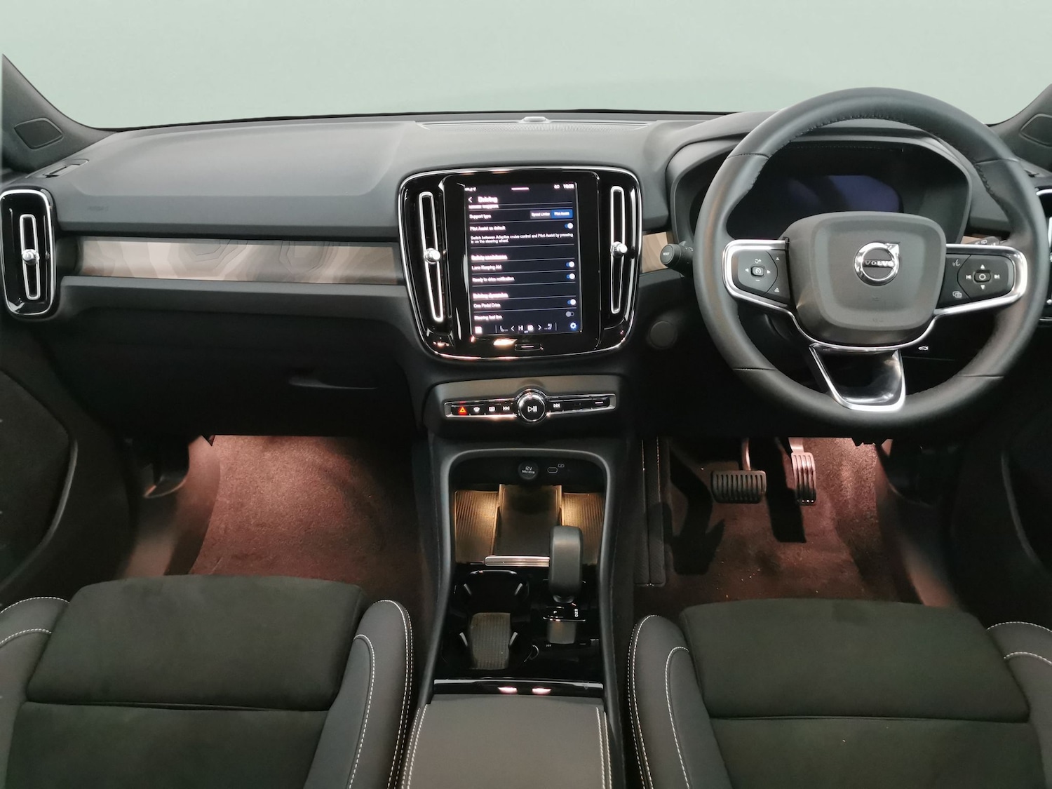 Used Volvo XC40 for sale - 76725370: Photo 6