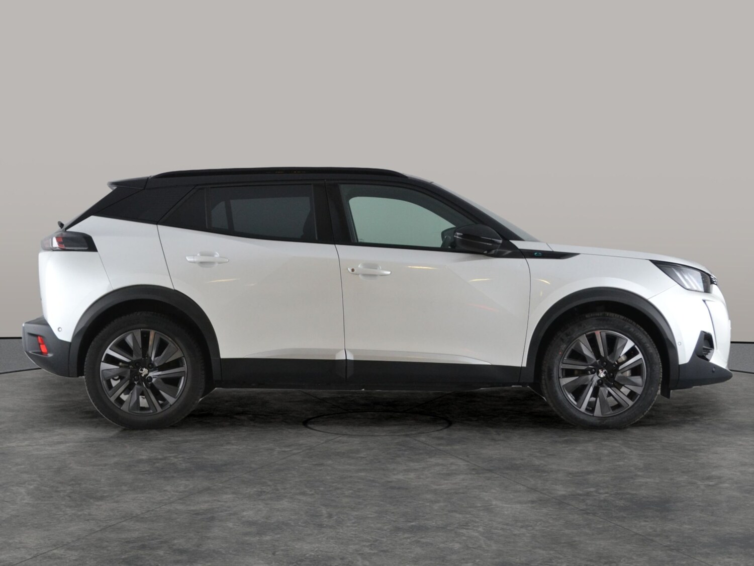 Used Peugeot 2008 2021 for sale - 77490521: Photo 11