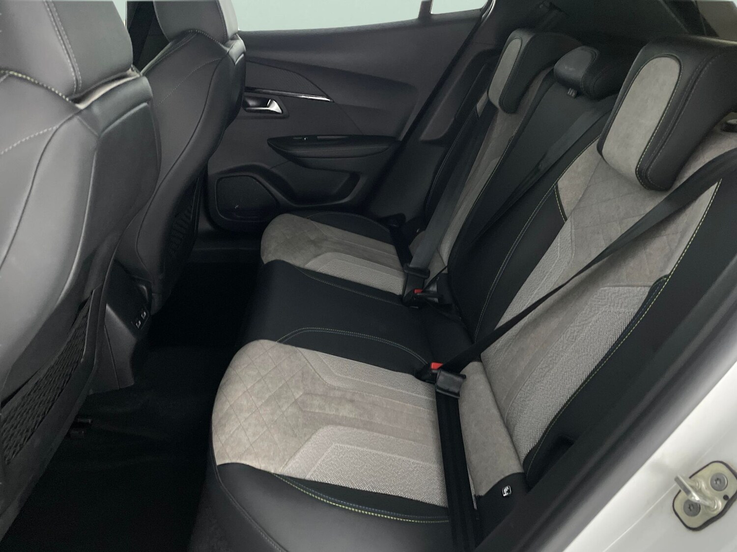 Used Peugeot 2008 2021 for sale - 77490521: Photo 31