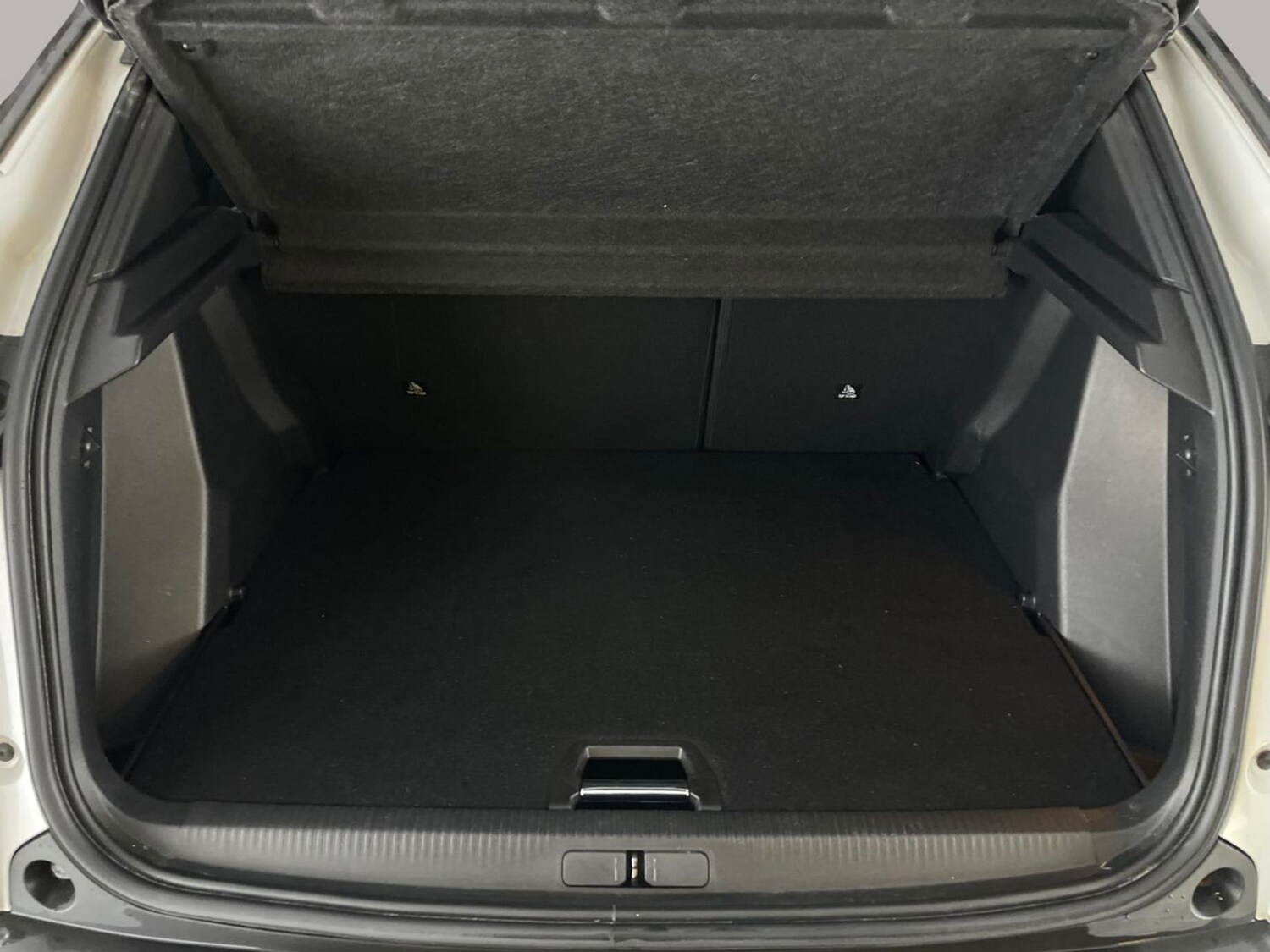 Used Peugeot 2008 2021 for sale - 77490521: Photo 37