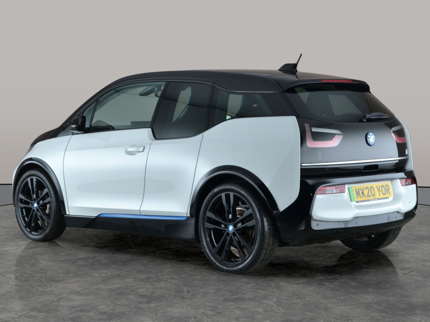 Used BMW i3 2020 for sale - 77337338: Photo 13