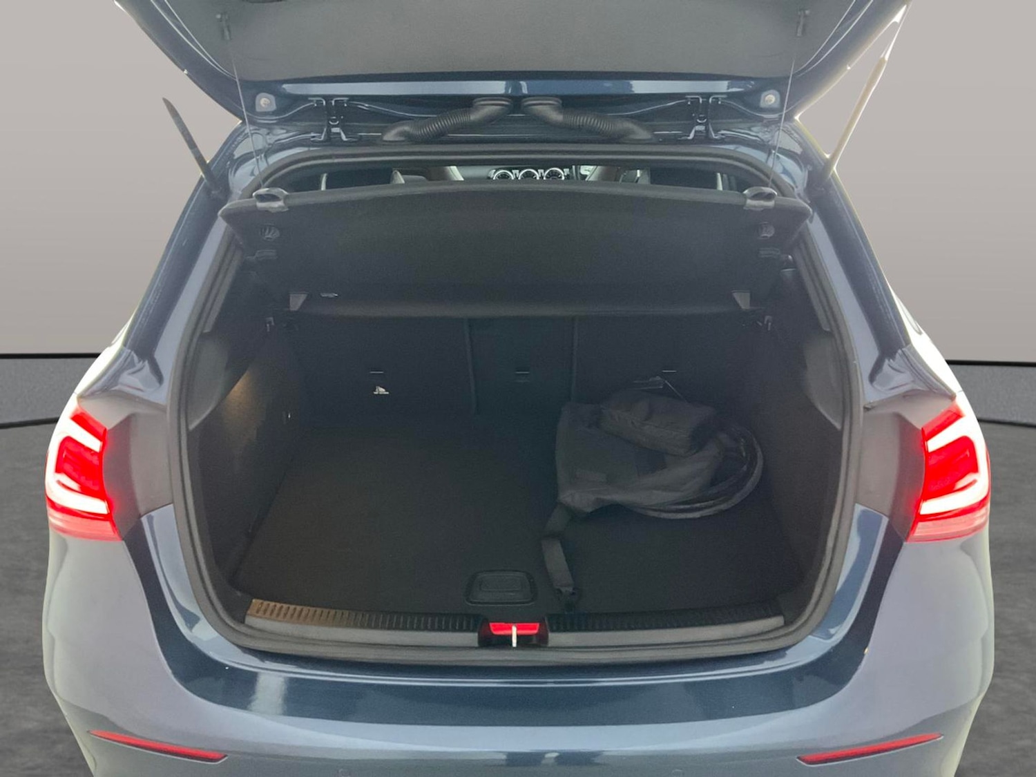 Used Mercedes-Benz A-Class 2022 for sale - 76464121: Photo 43