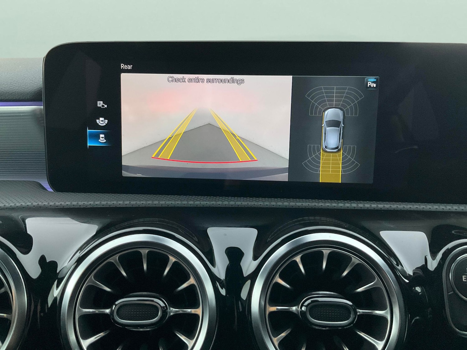 Used Mercedes-Benz A-Class 2022 for sale - 76464121: Photo 6