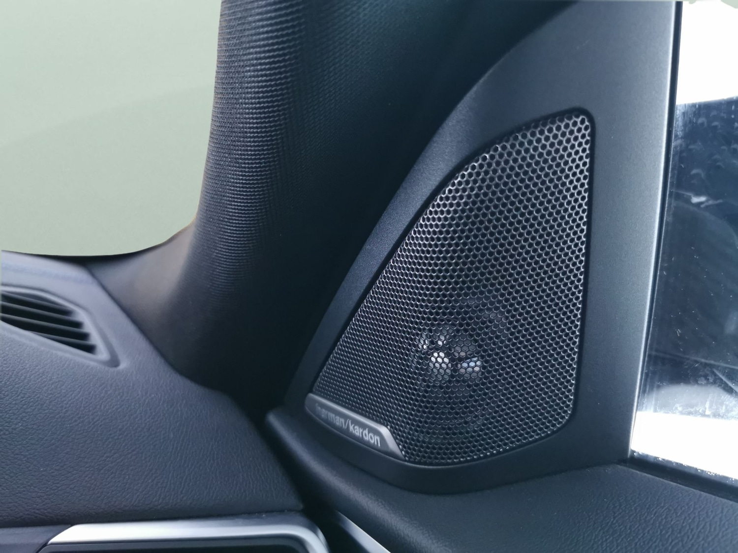 Used BMW i4 2022 for sale - 77012205: Photo 6