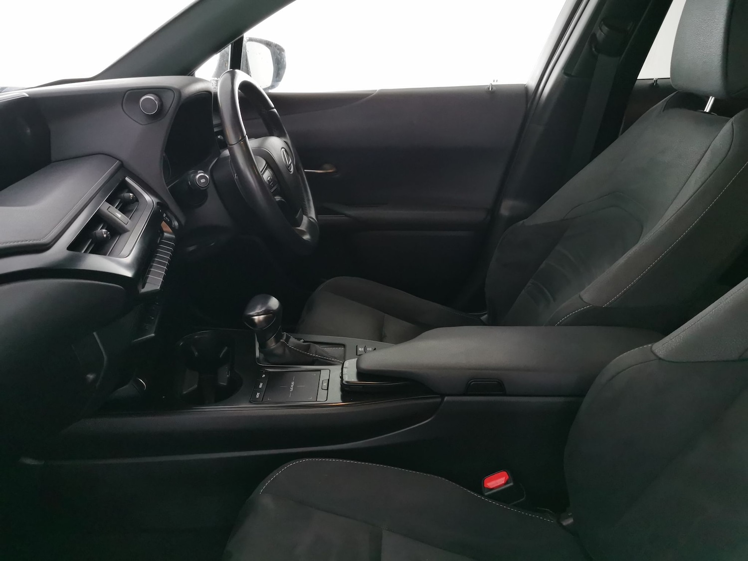 Used Lexus UX 2021 for sale - 77542904: Photo 4