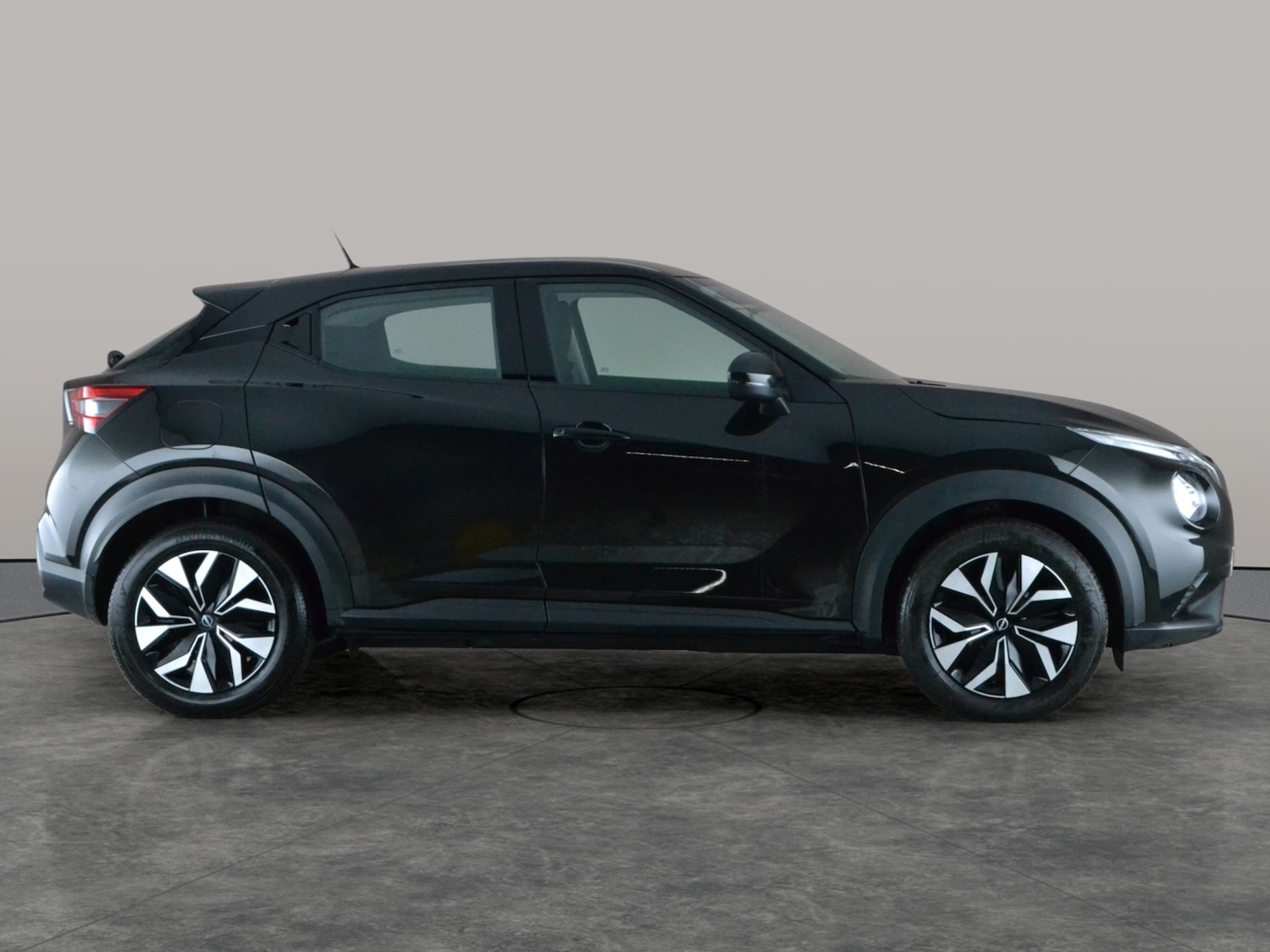 Used Nissan Juke 2023 for sale - 77505432: Photo 9