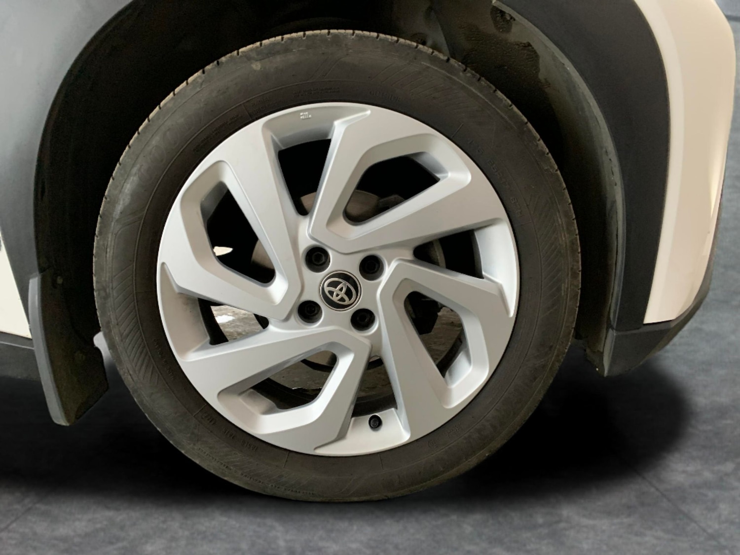 Used Toyota Aygo X 2023 for sale - 77942563: Photo 23