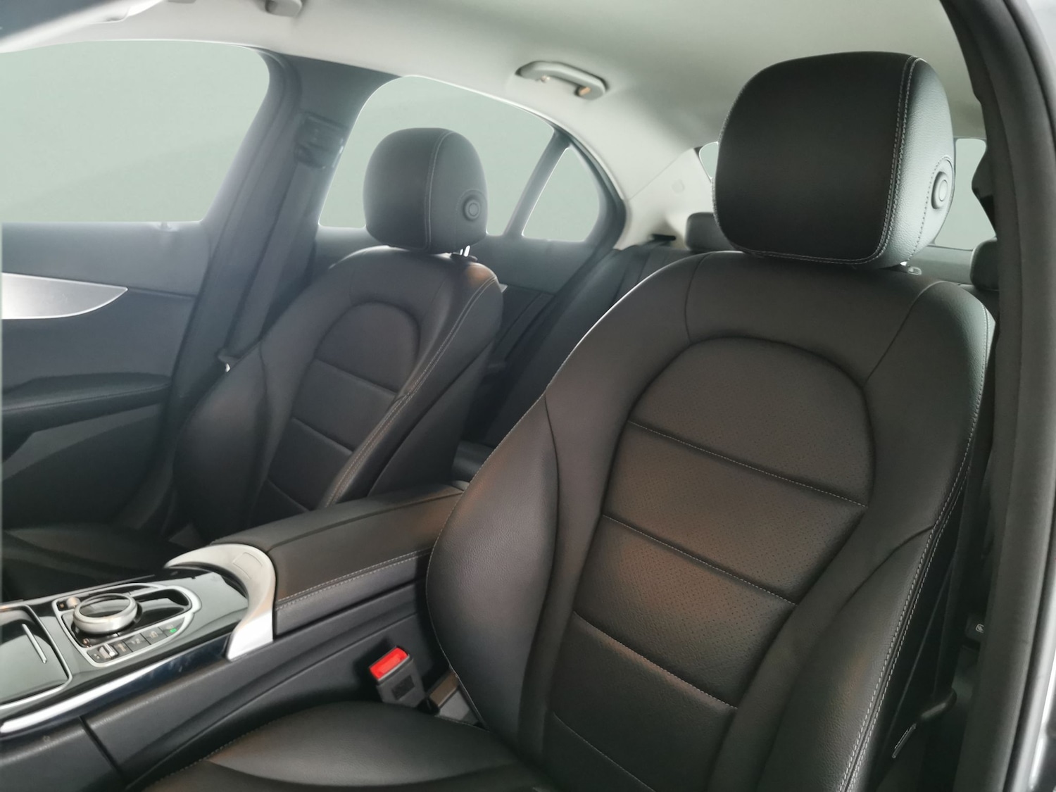 Used Mercedes-Benz C Class 2019 for sale - 77627861: Photo 6