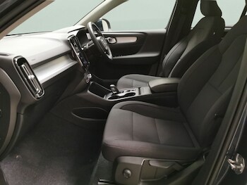 Used Volvo XC40 2021 for sale - 78963952: Photo