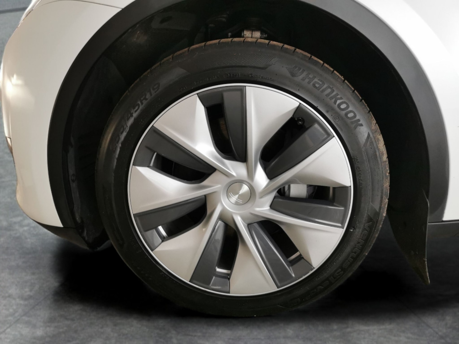 Used Tesla Model Y 2023 for sale - 78095552: Photo 26