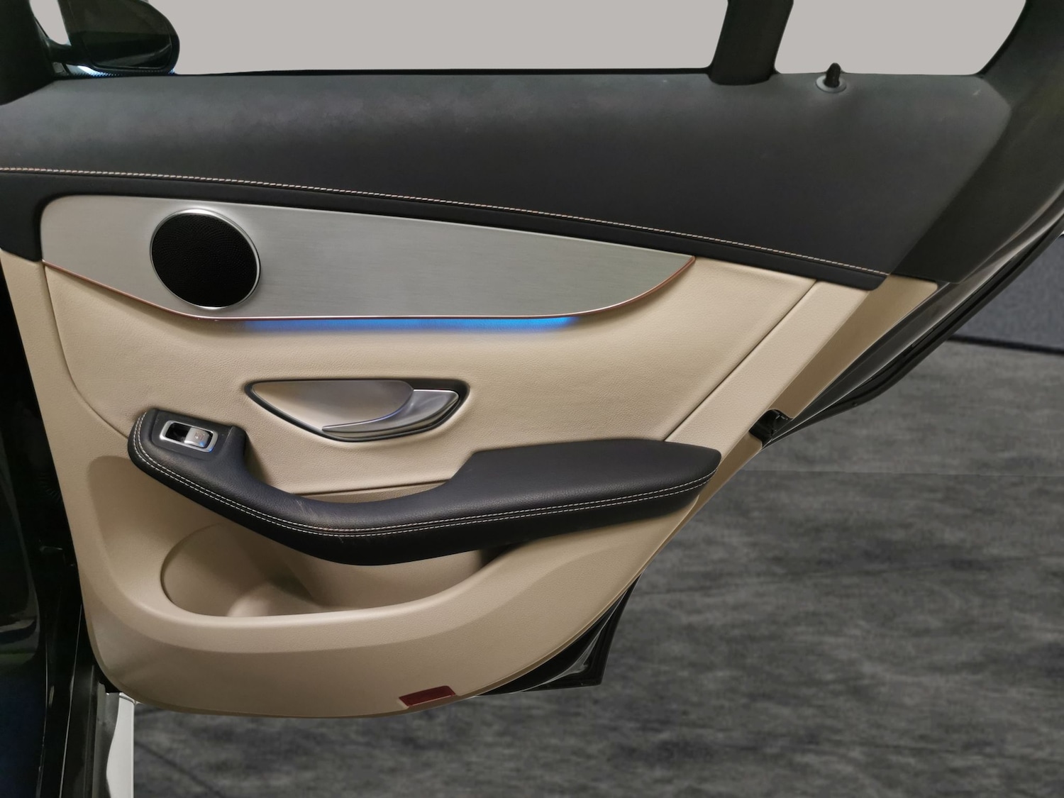 Used Mercedes-Benz EQC 2022 for sale - 78212314: Photo 32