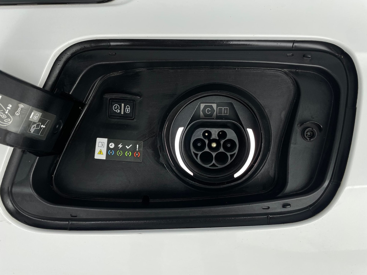 Used Vauxhall Astra for sale - 77194016: Photo 38