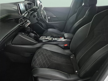 Used Peugeot E-2008 undefined for sale - 78860374: Photo