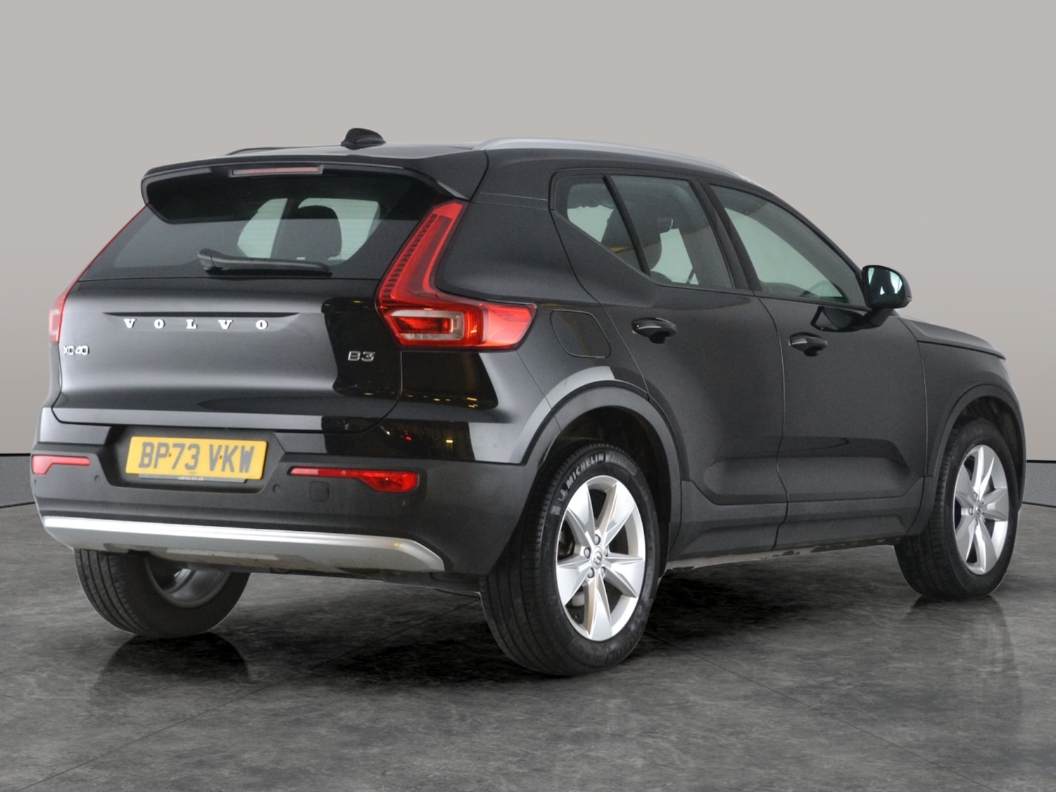 Used Volvo XC40 2024 for sale - 76577863: Photo 10