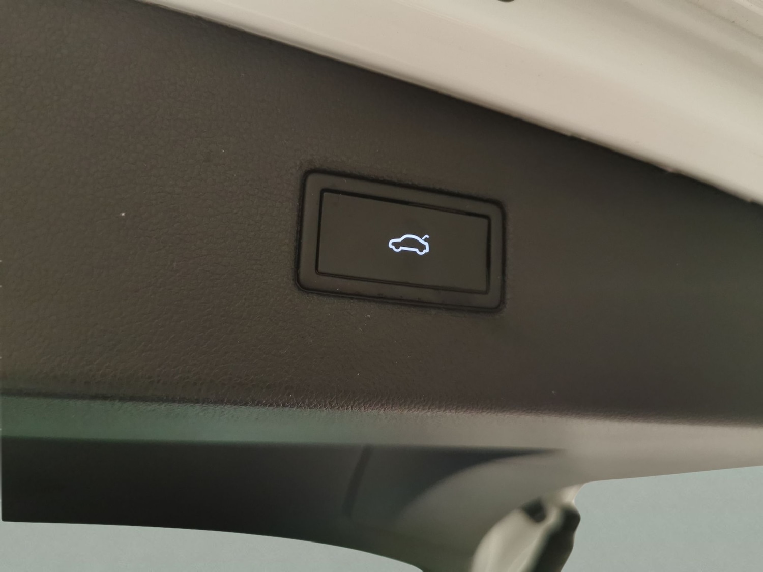 Used Volkswagen Tiguan 2020 for sale - 77398770: Photo 15