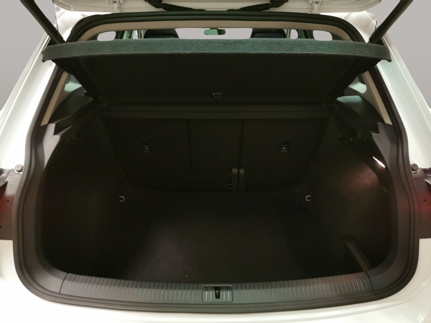 Used Volkswagen Tiguan 2020 for sale - 77398770: Photo 40