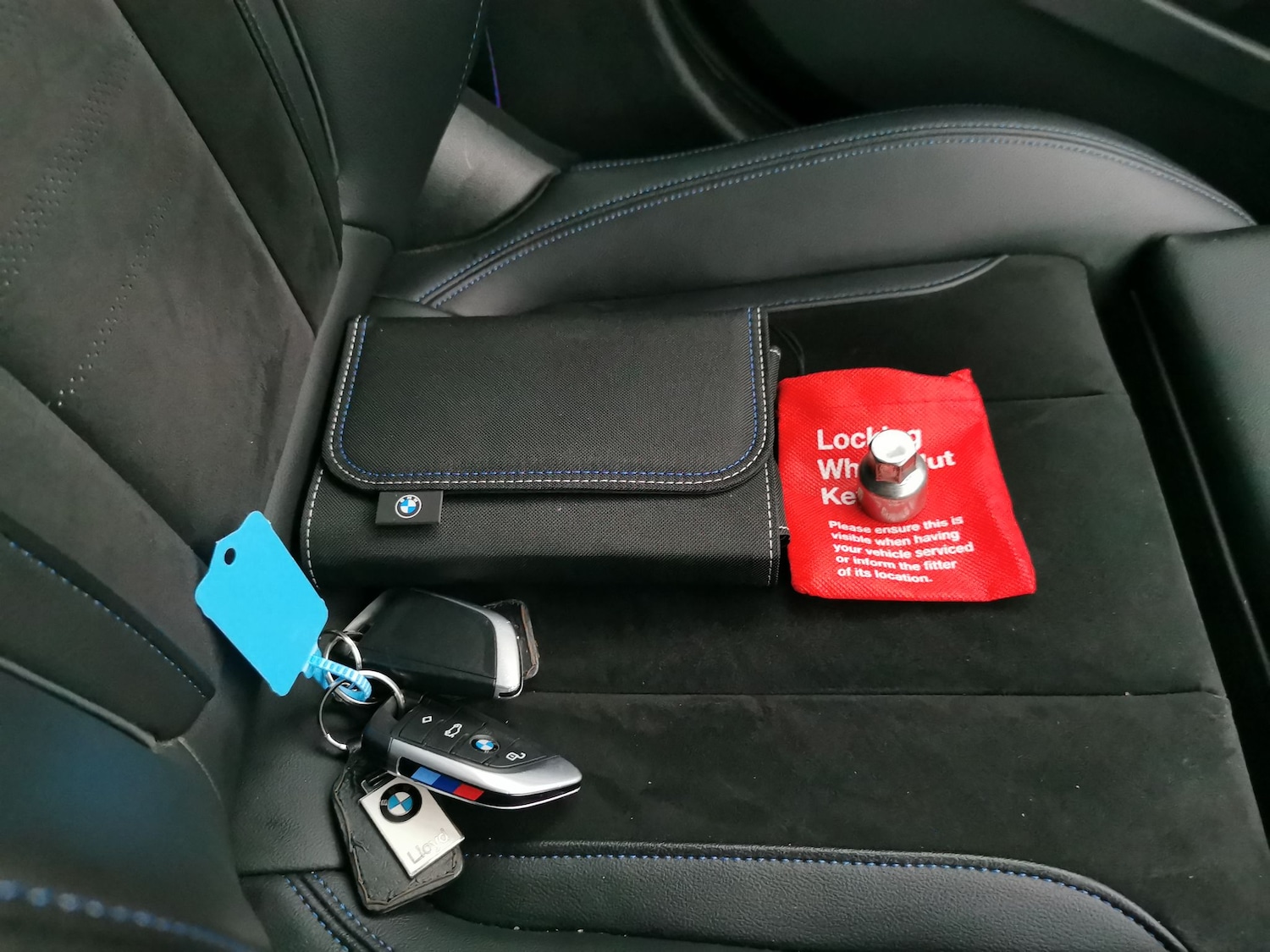 Used BMW i4 2022 for sale - 77059242: Photo 28