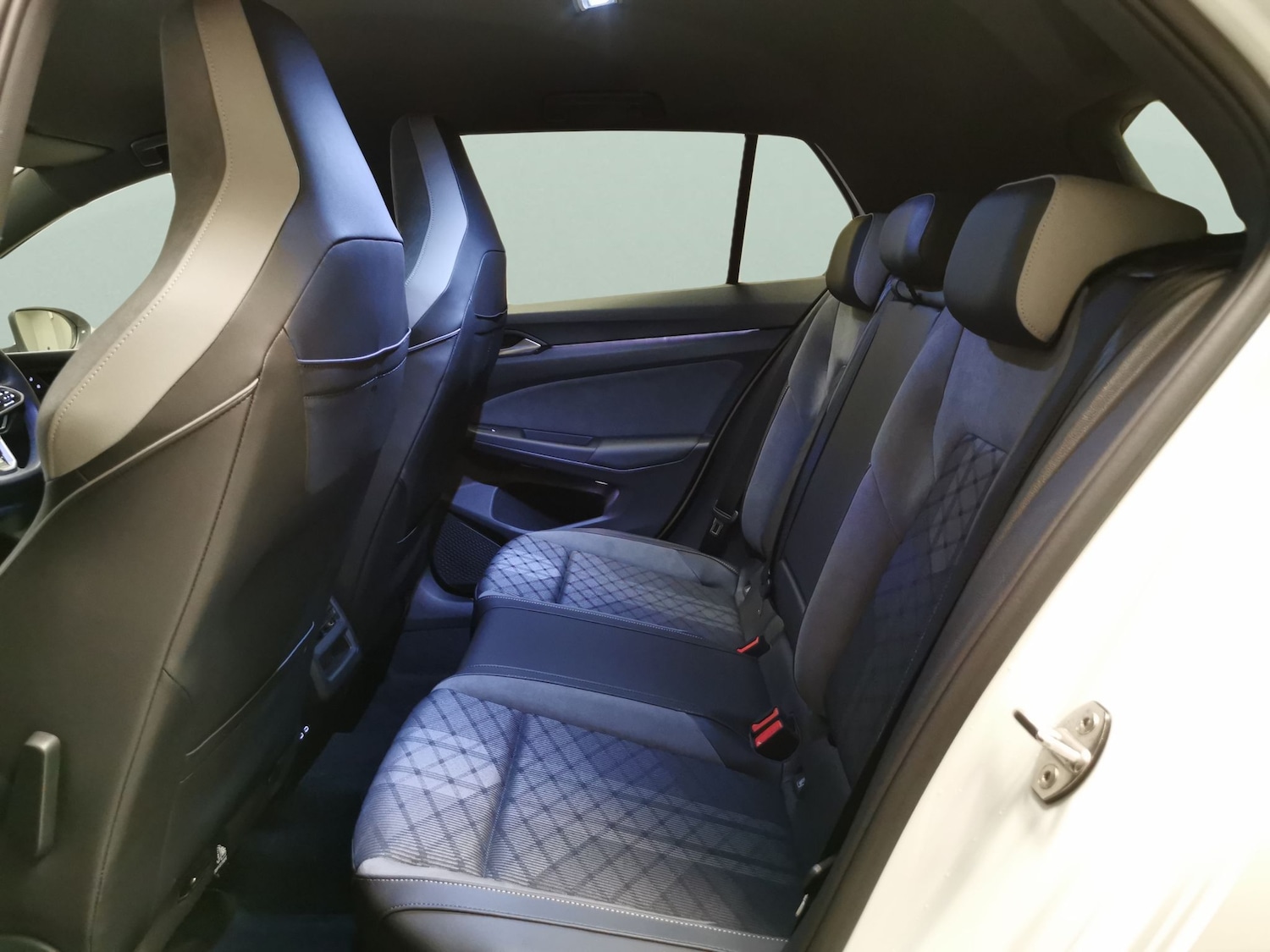 Used Volkswagen Golf 2024 for sale - 77848443: Photo 23