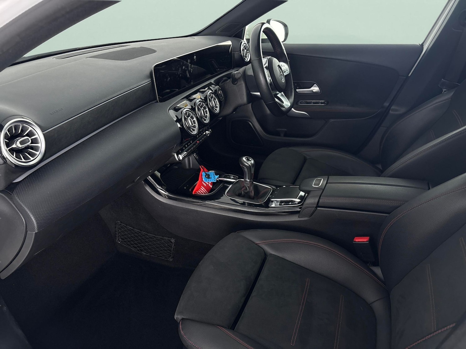 Used Mercedes-Benz A-Class 2019 for sale - 77641104: Photo 4