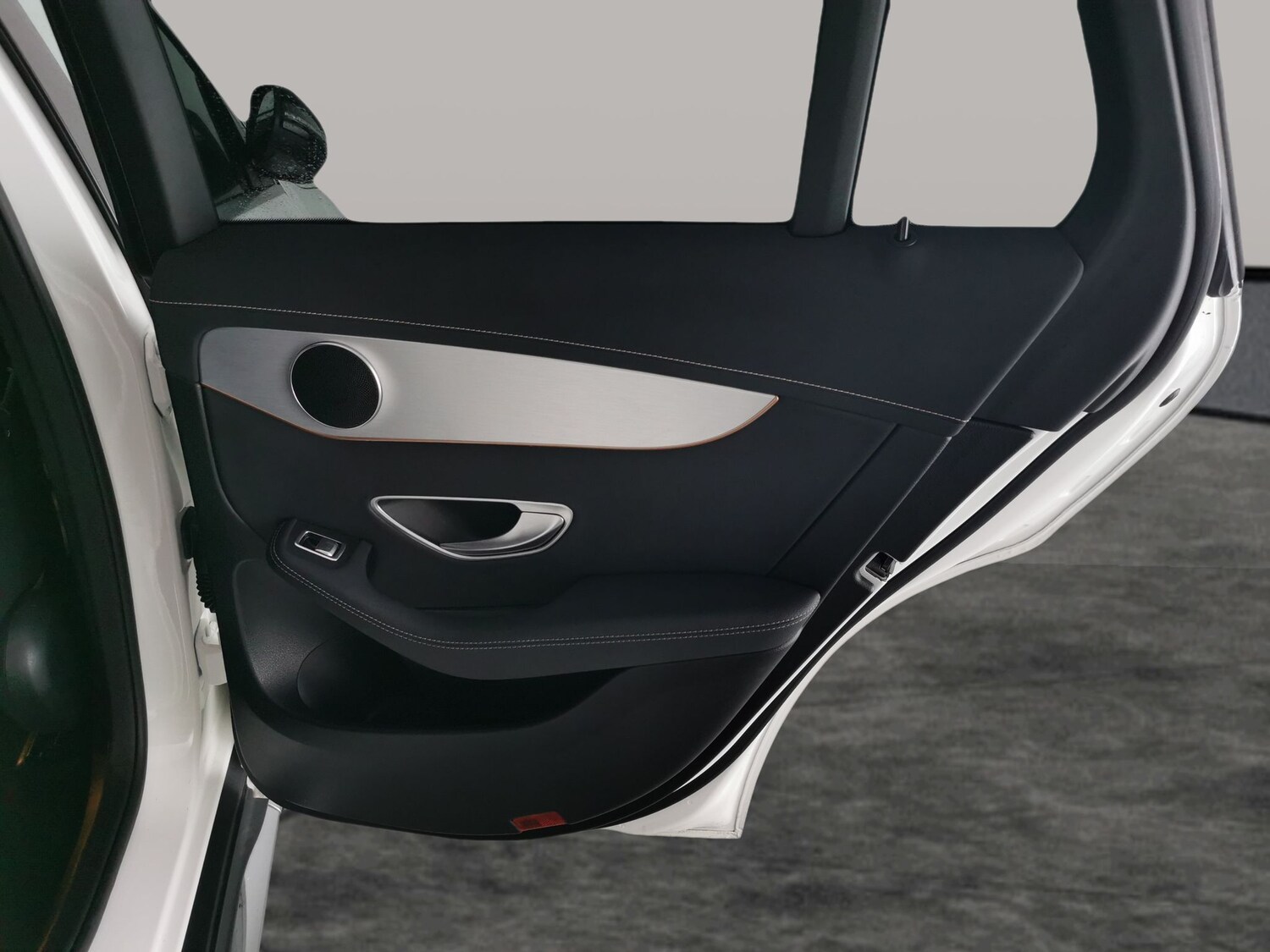 Used Mercedes-Benz EQC 2022 for sale - 77591134: Photo 32