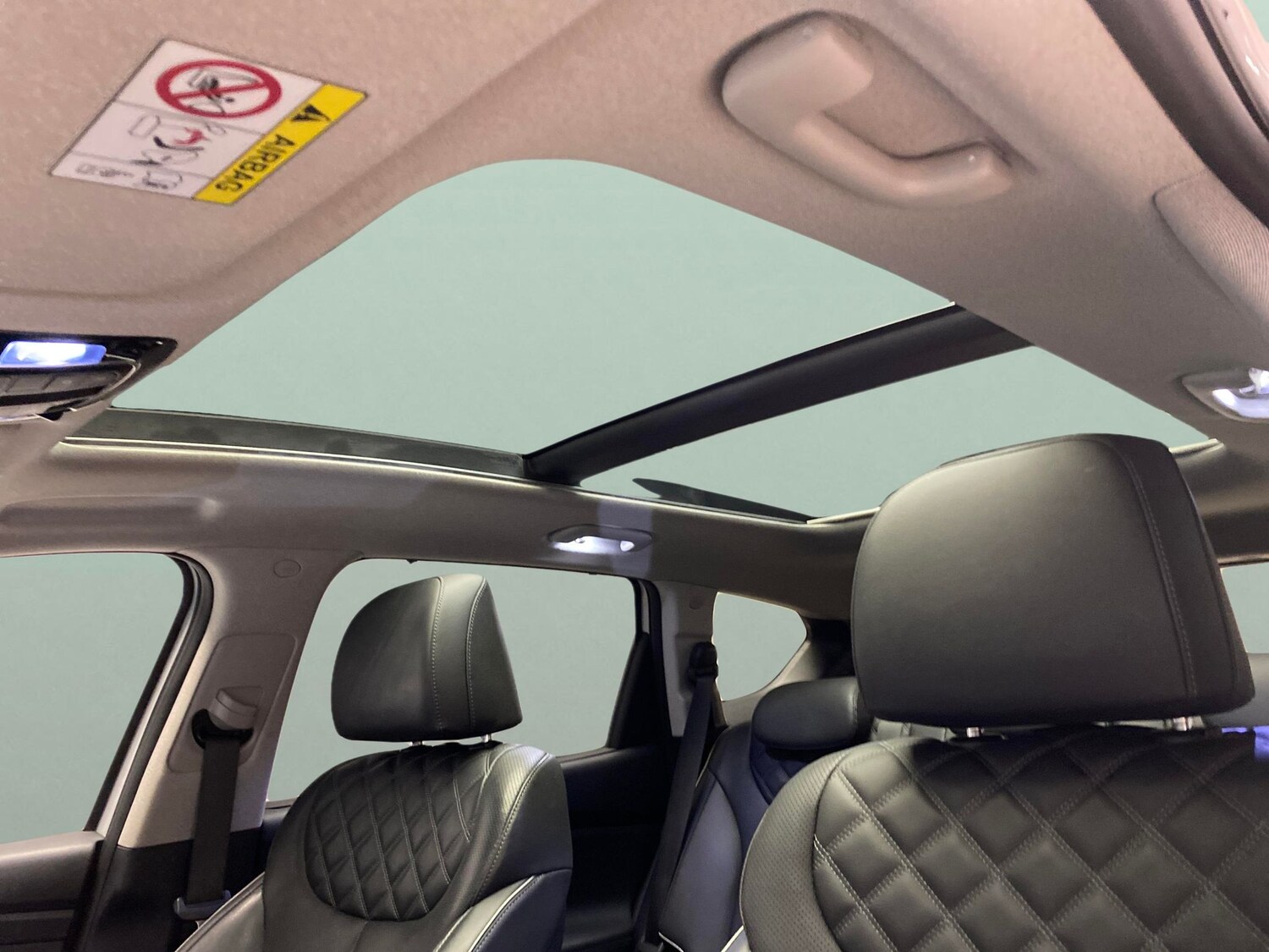 Used Hyundai Santa Fe 2023 for sale - 78133977: Photo 5