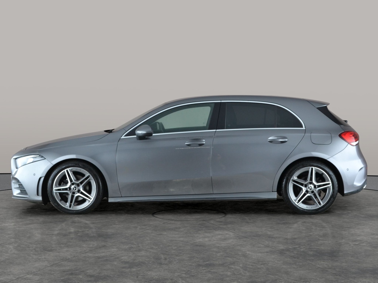 Used Mercedes-Benz A-Class 2019 for sale - 77255717: Photo 14