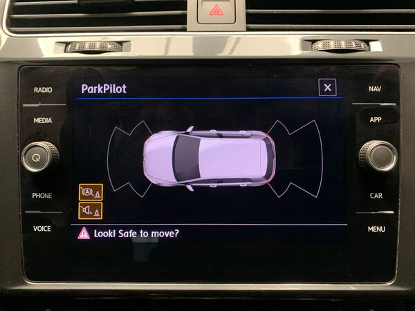 Used Volkswagen Golf 2020 for sale - 76318947: Photo 21