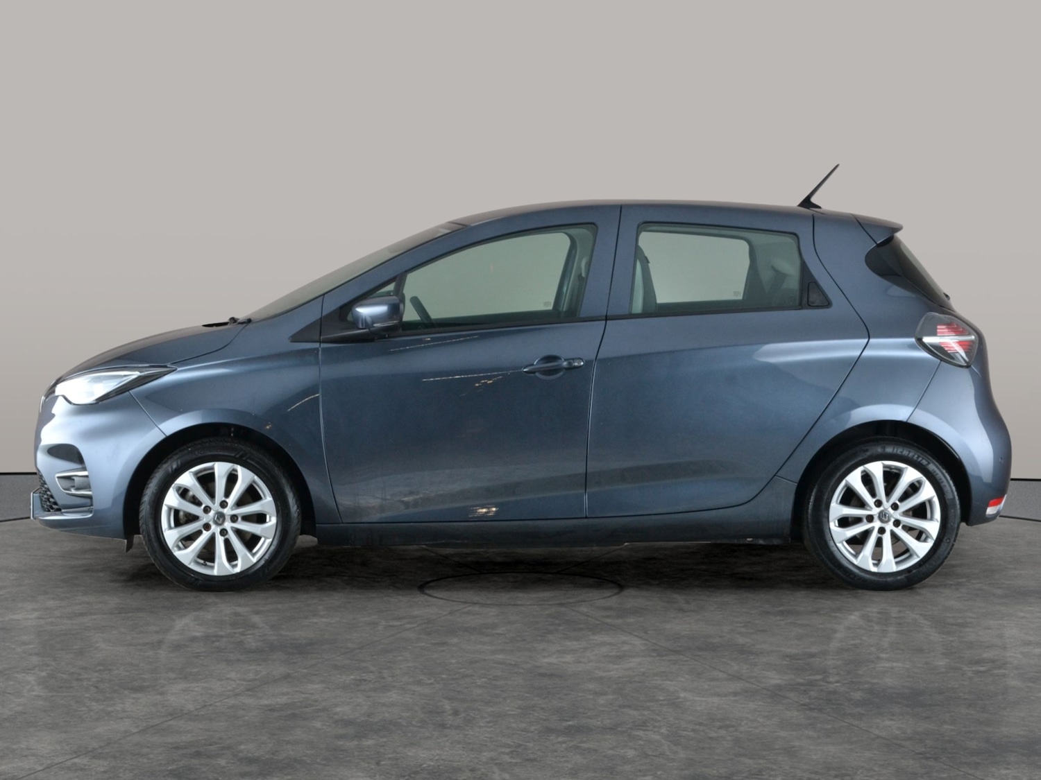 Used Renault Zoe 2021 for sale - 77475344: Photo 13