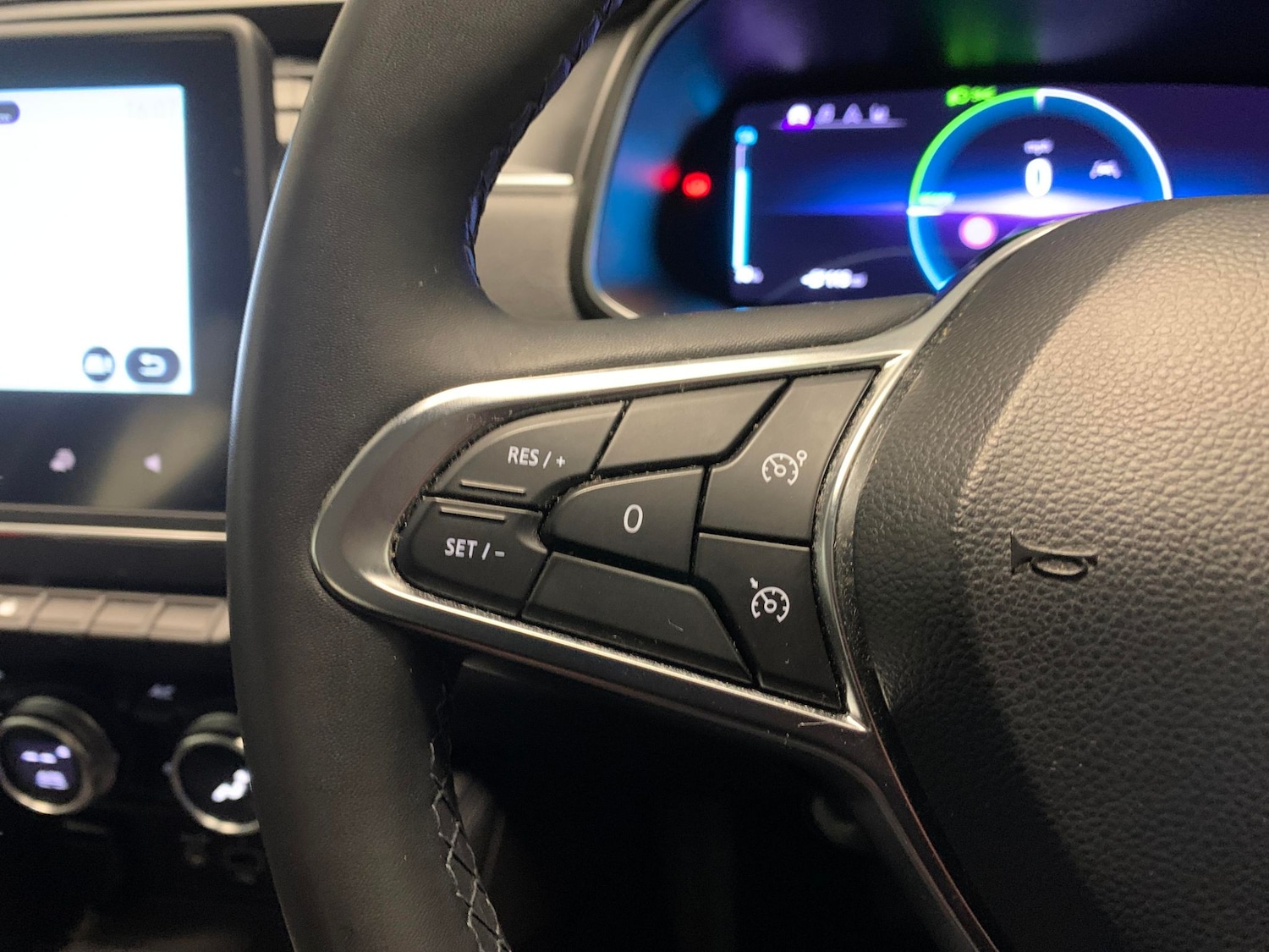 Used Renault Zoe 2021 for sale - 77475344: Photo 15