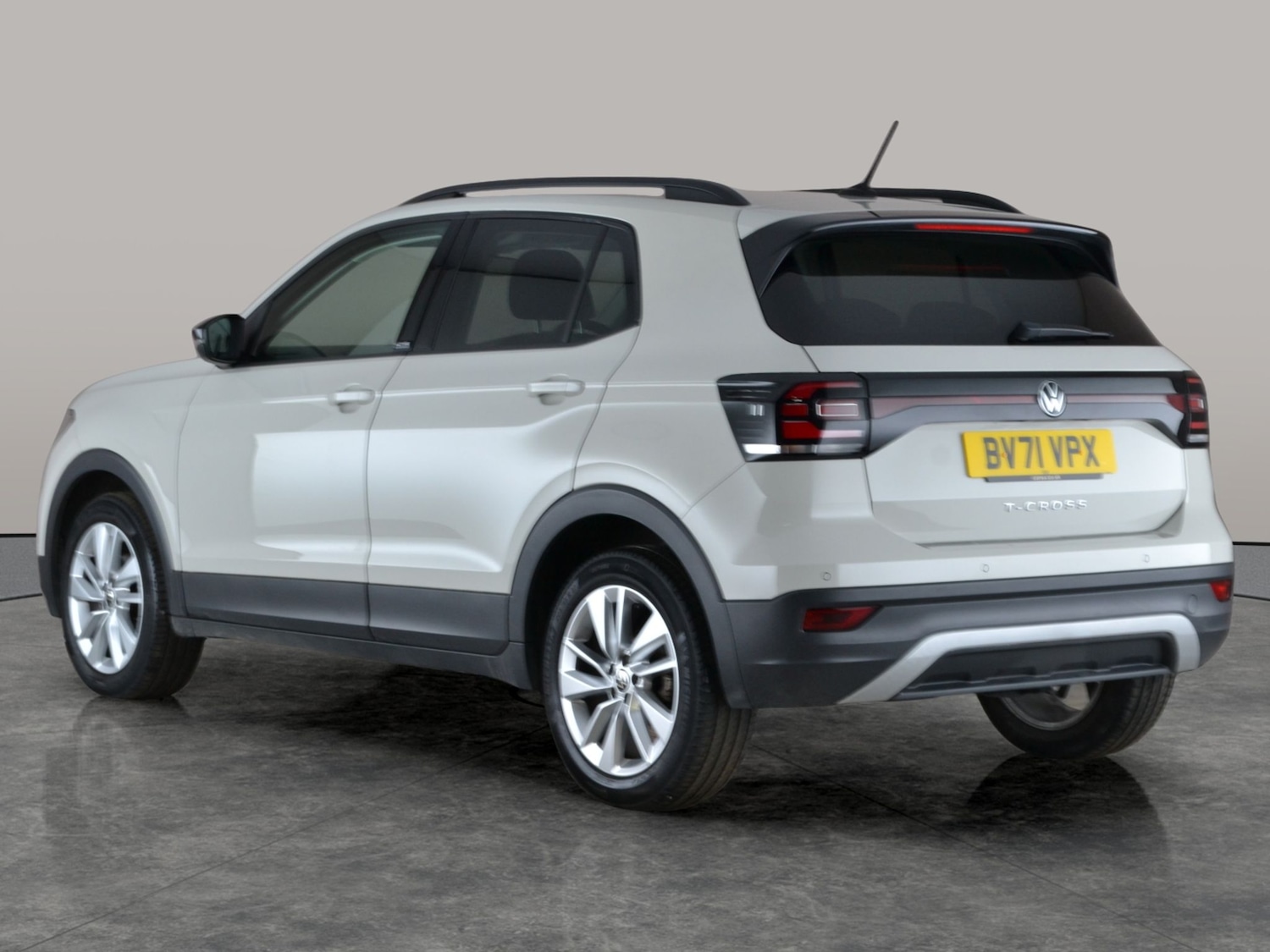 Used Volkswagen T-Cross 2021 for sale - 77296466: Photo 12