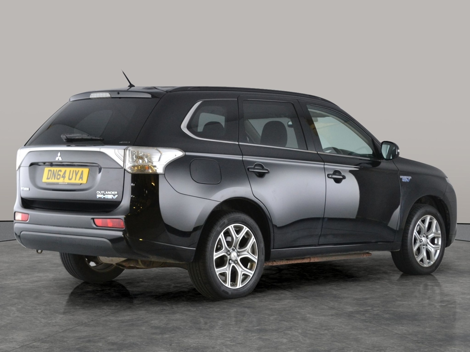 Used Mitsubishi Outlander 2015 for sale - 76691818: Photo 12