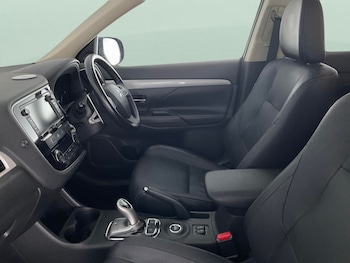 Used Mitsubishi Outlander 2015 for sale - 76691818: Photo