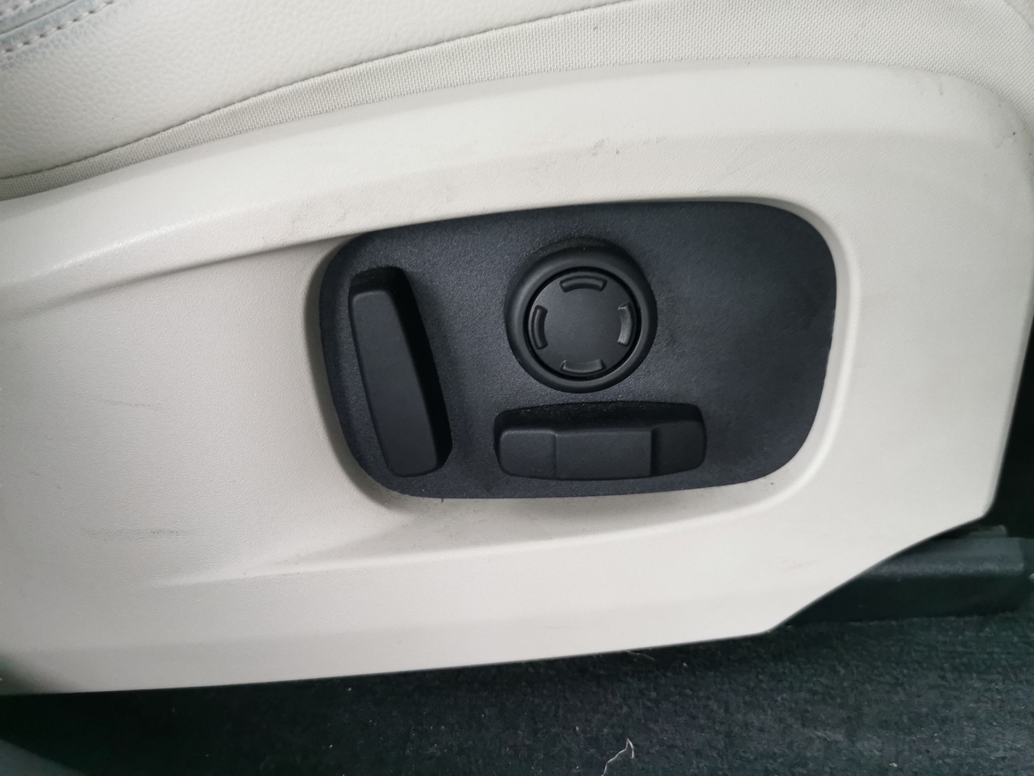 Used Jaguar F-Pace 2023 for sale - 77053470: Photo 17