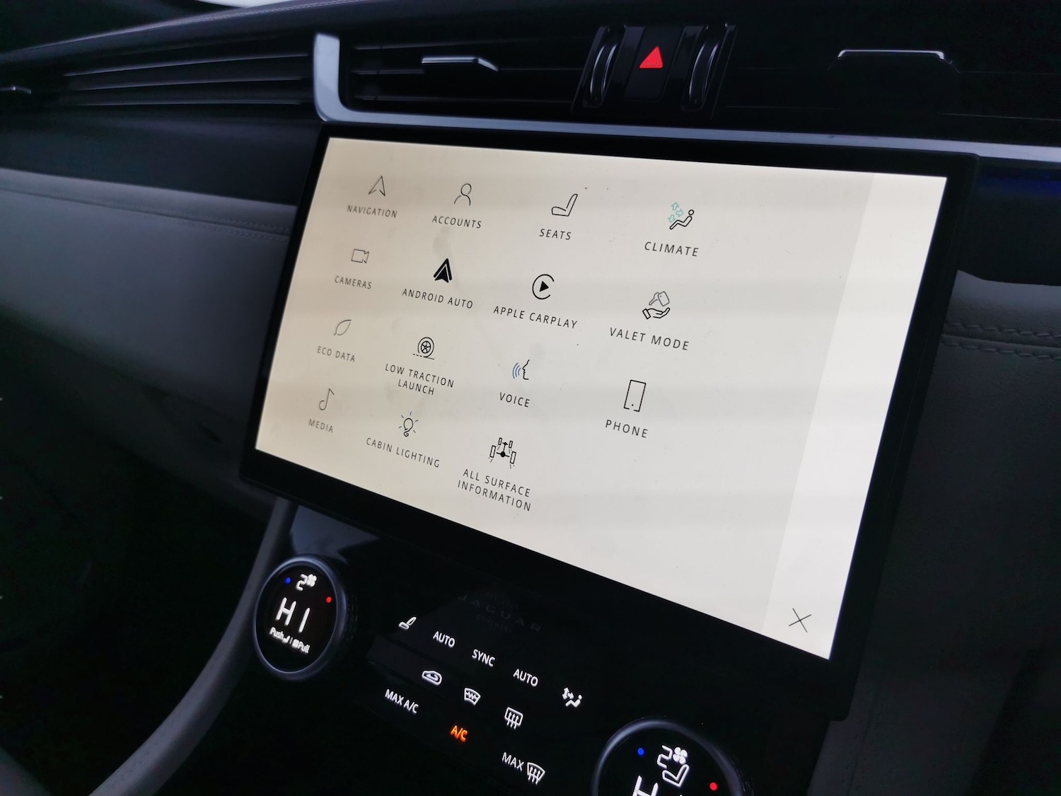 Used Jaguar F-Pace 2023 for sale - 77053470: Photo 18