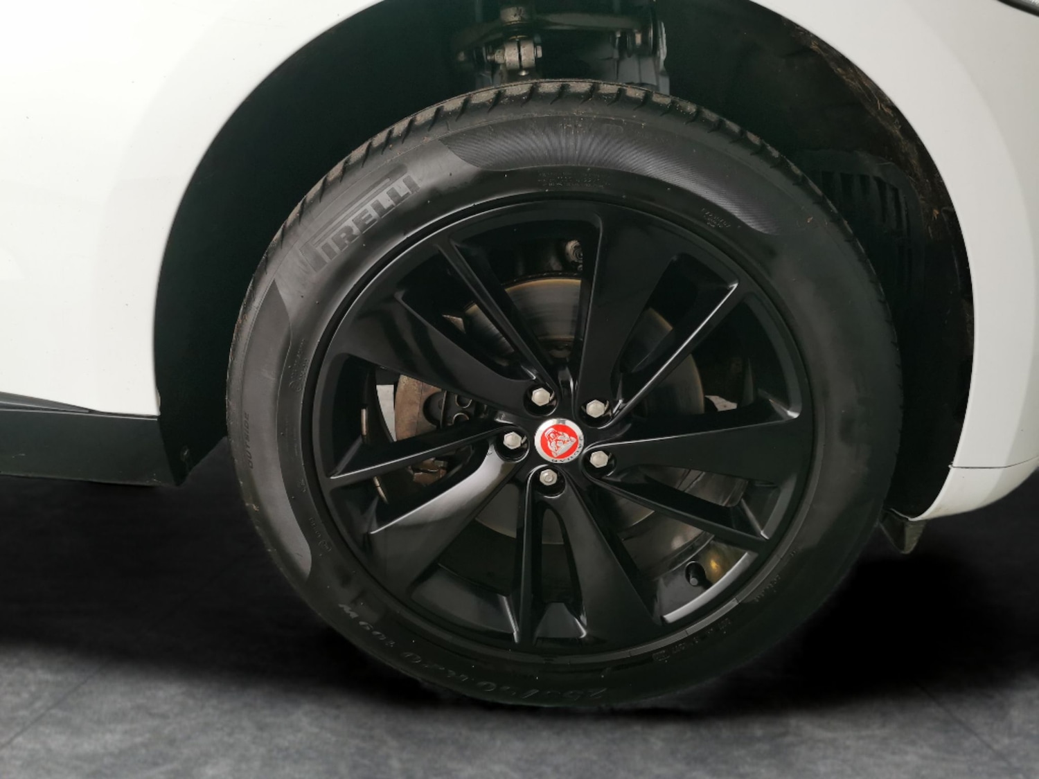 Used Jaguar F-Pace 2023 for sale - 77053470: Photo 30