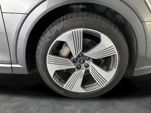 Used Audi e-tron 2022 for sale - 76286001: Photo 37